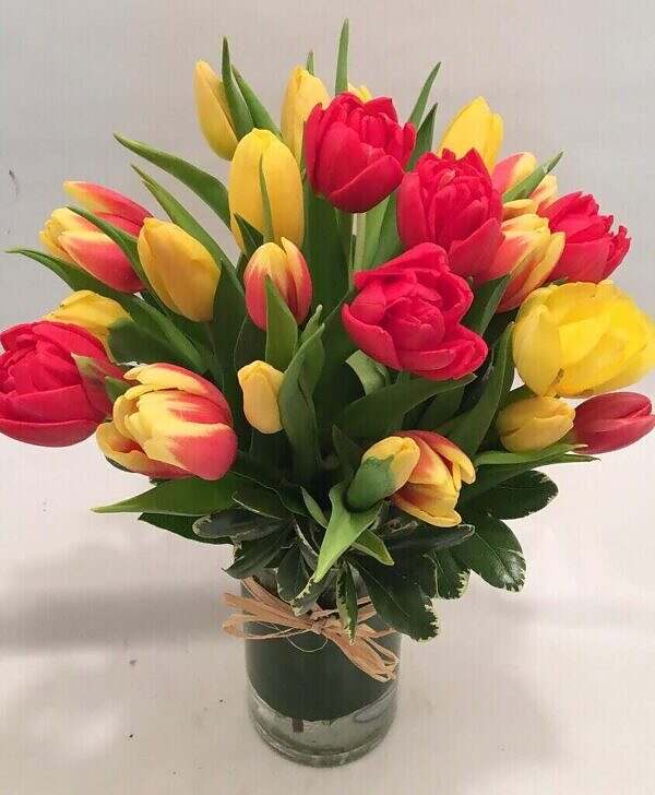 yellow and red tulips bouquet